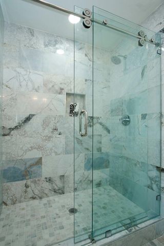 5313 De Lange Lane, Houston, TX 77092