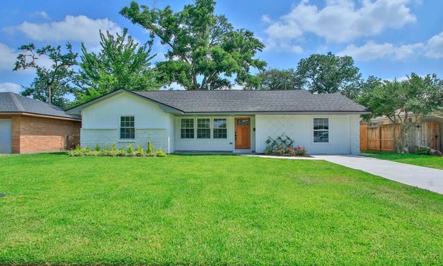 5313 De Lange Lane, Houston, TX 77092