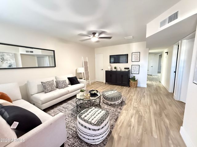 937 W COCOPAH Street, Phoenix, AZ 85007