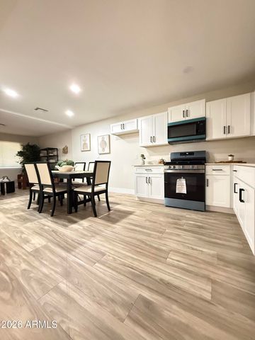 937 W COCOPAH Street, Phoenix, AZ 85007