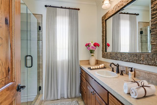 5324 W Fm 2147, Horseshoe Bay, TX 78657