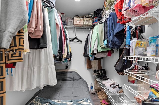 6210 SW 131st Ct 204, Miami, FL 33183