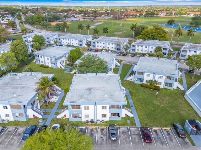 6210 SW 131st Ct 204, Miami, FL 33183