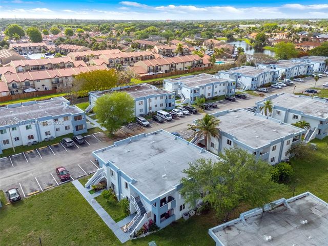 6210 SW 131st Ct 204, Miami, FL 33183