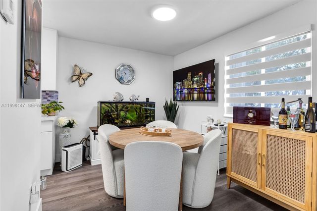 6210 SW 131st Ct 204, Miami, FL 33183