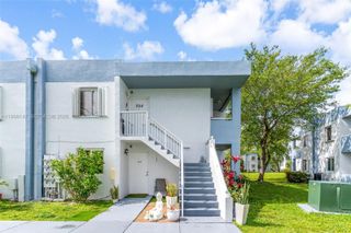 6210 SW 131st Ct 204, Miami, FL 33183