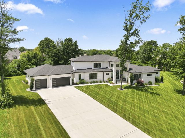 860 E Bantry Court, Nixa, MO 65714