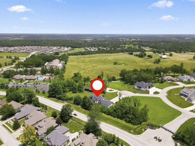 860 E Bantry Court, Nixa, MO 65714