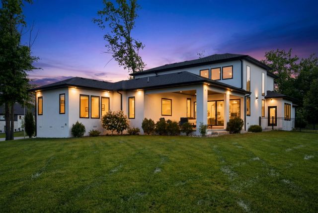 860 E Bantry Court, Nixa, MO 65714