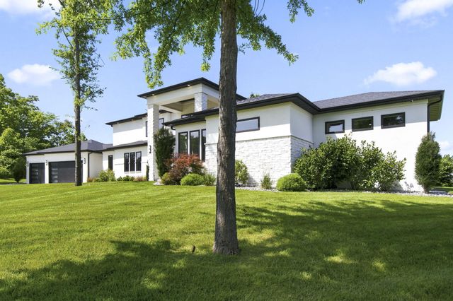 860 E Bantry Court, Nixa, MO 65714