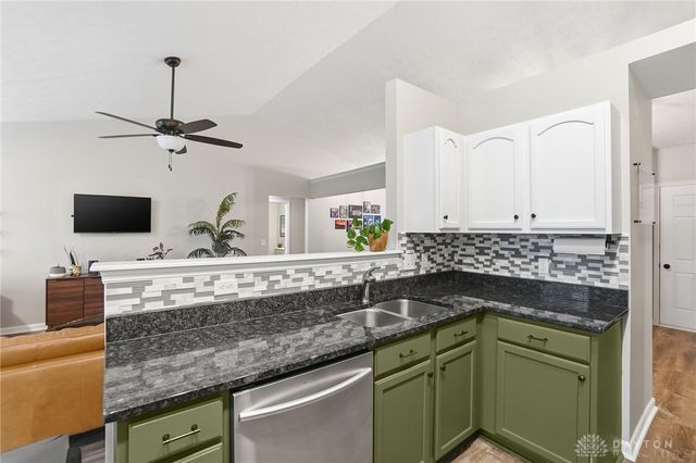 1484 Observatory Drive, Fairborn, OH 45324