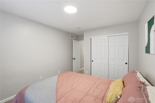 1484 Observatory Drive, Fairborn, OH 45324
