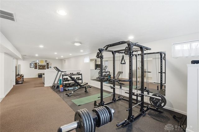 1484 Observatory Drive, Fairborn, OH 45324