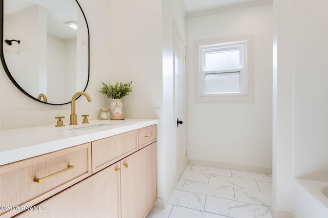 518 Evangeline Drive, Lafayette, LA 70501