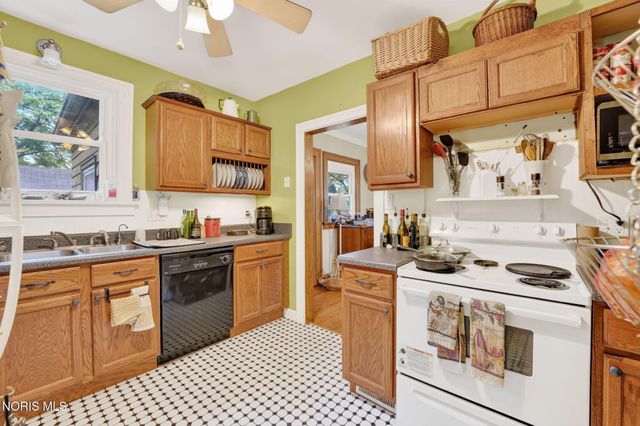 837 Geneva Avenue, Toledo, OH 43609