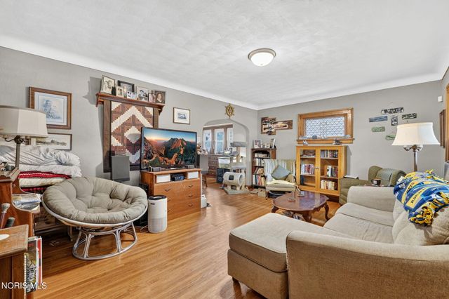 837 Geneva Avenue, Toledo, OH 43609