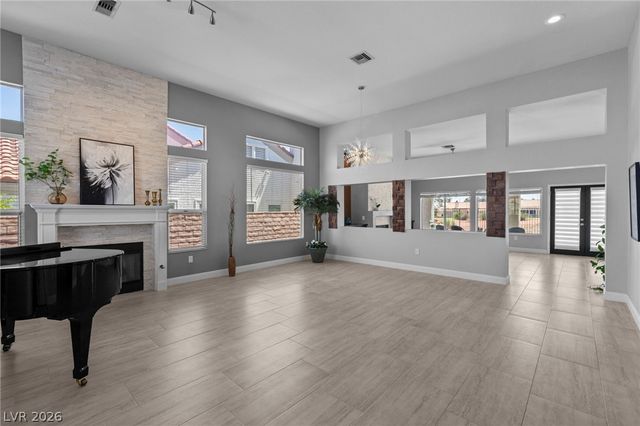 2900 Crown Ridge Drive, Las Vegas, NV 89134