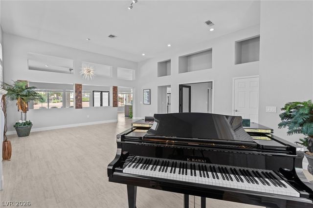 2900 Crown Ridge Drive, Las Vegas, NV 89134