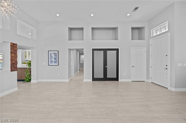 2900 Crown Ridge Drive, Las Vegas, NV 89134