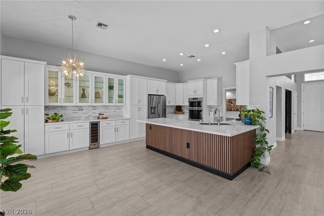 2900 Crown Ridge Drive, Las Vegas, NV 89134
