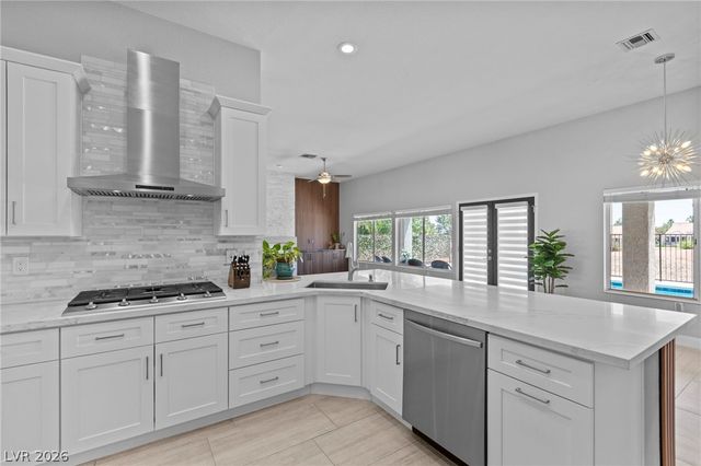 2900 Crown Ridge Drive, Las Vegas, NV 89134
