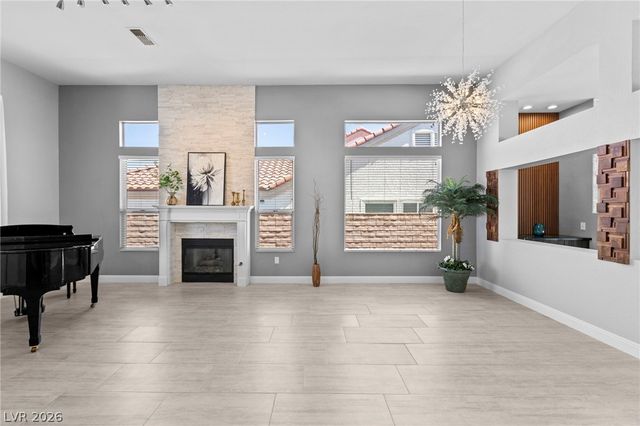 2900 Crown Ridge Drive, Las Vegas, NV 89134