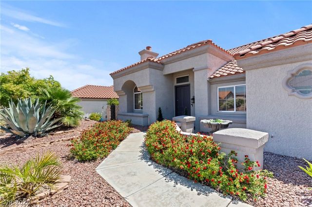 2900 Crown Ridge Drive, Las Vegas, NV 89134