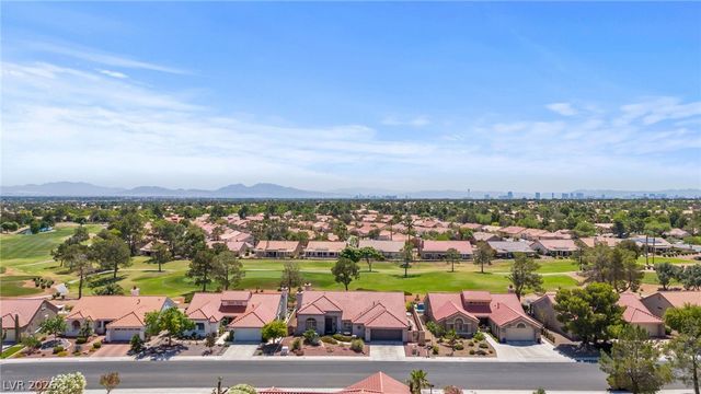 2900 Crown Ridge Drive, Las Vegas, NV 89134