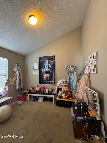 5452 SANTIAGO ROQUE Drive, El Paso, TX 79934