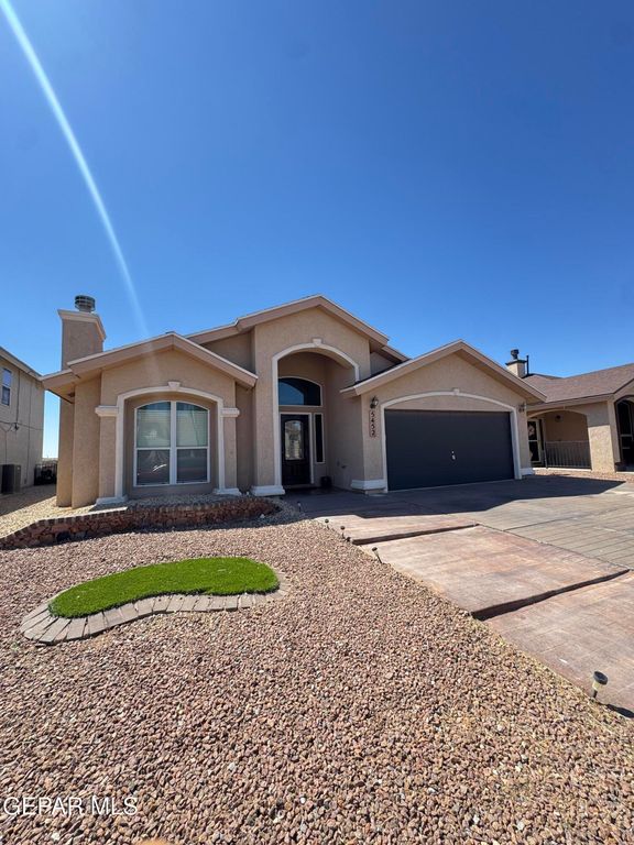 5452 SANTIAGO ROQUE Drive, El Paso, TX 79934