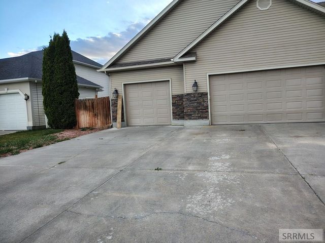 3554 Burgundy, Idaho Falls, ID 83404