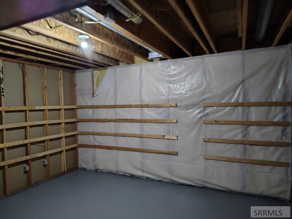 Image 9 of property listing at 3554 Burgundy, Idaho Falls, ID 83404