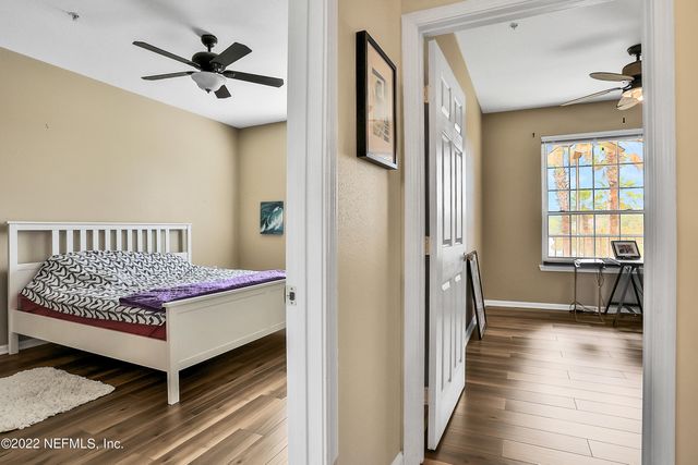 7990 BAYMEADOWS Road E 209, Jacksonville, FL 32256