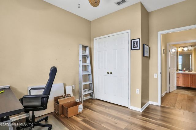 7990 BAYMEADOWS Road E 209, Jacksonville, FL 32256