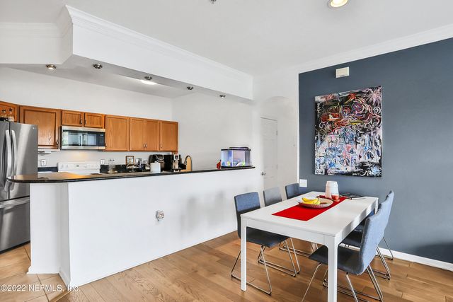 7990 BAYMEADOWS Road E 209, Jacksonville, FL 32256