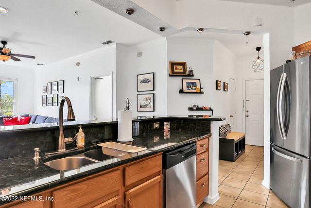 7990 BAYMEADOWS Road E 209, Jacksonville, FL 32256