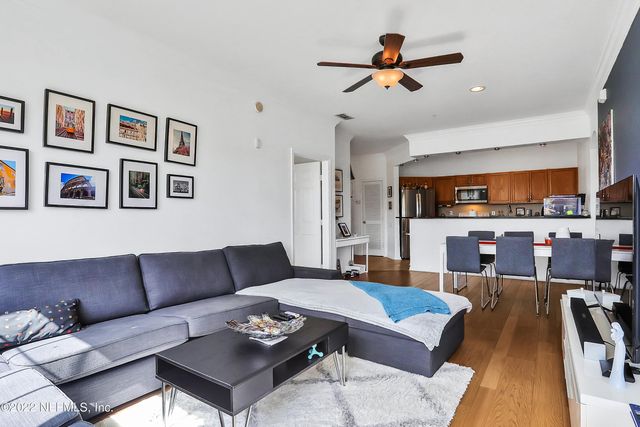 7990 BAYMEADOWS Road E 209, Jacksonville, FL 32256