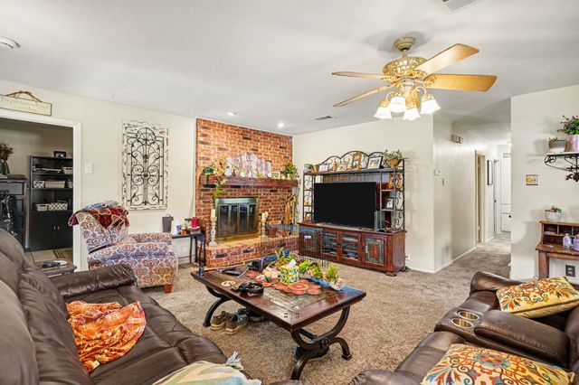 3610 Chime Street, Irving, TX 75062