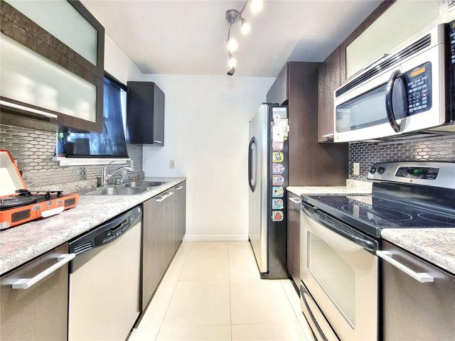 2360 SW ARCHER ROAD 101, Gainesville, FL 32608