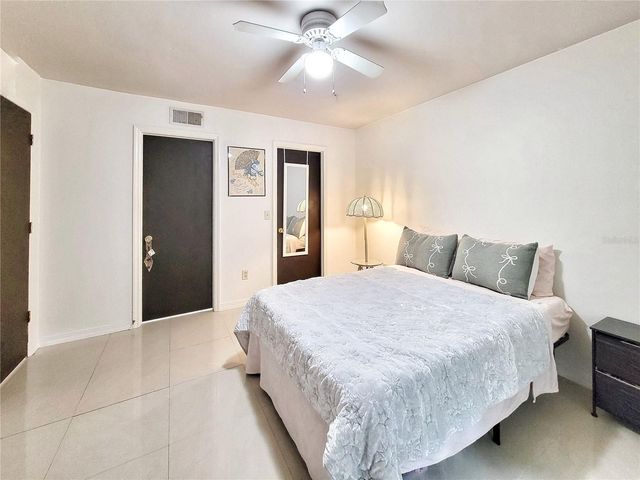 2360 SW ARCHER ROAD 101, Gainesville, FL 32608