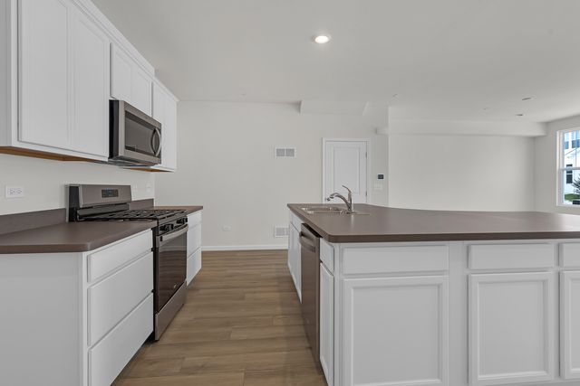 5918 Hawkweed Drive, Naperville, IL 60564