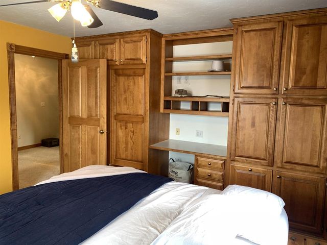 3208 BRIDGE ROAD, Suamico, WI 54313