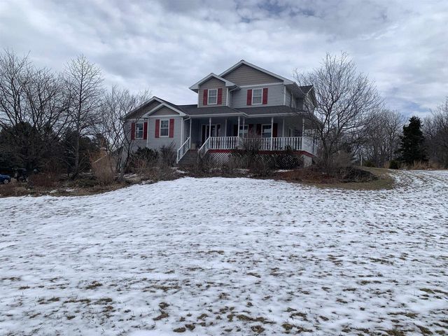 3208 BRIDGE ROAD, Suamico, WI 54313