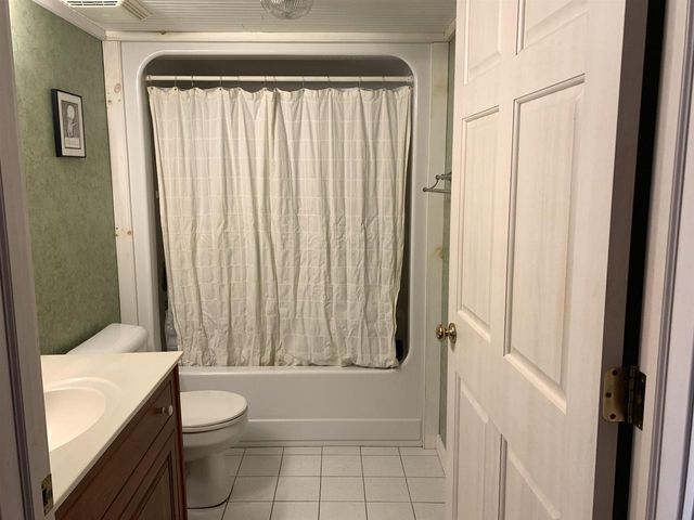 3208 BRIDGE ROAD, Suamico, WI 54313