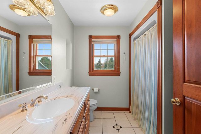 3208 BRIDGE ROAD, Suamico, WI 54313