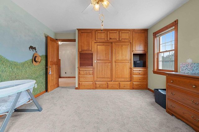 3208 BRIDGE ROAD, Suamico, WI 54313