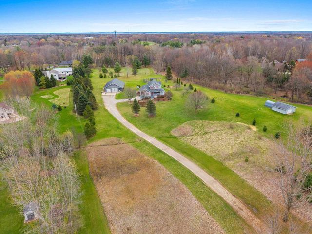 3208 BRIDGE ROAD, Suamico, WI 54313