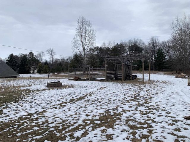 3208 BRIDGE ROAD, Suamico, WI 54313