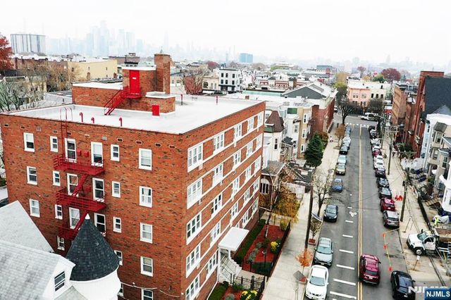 154 Bowers Street 204, Jersey City, NJ 07307