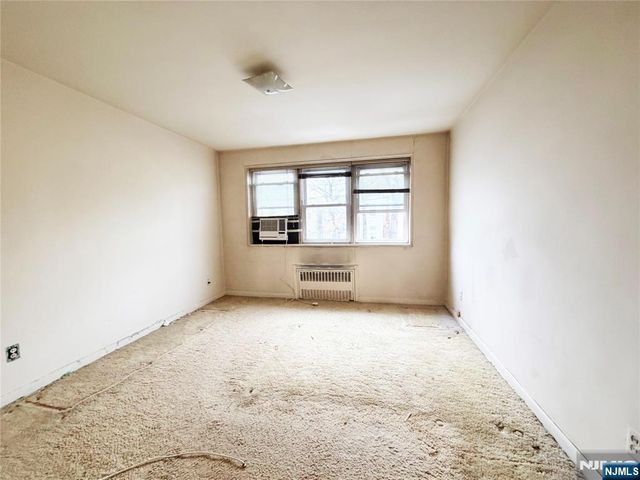 154 Bowers Street 204, Jersey City, NJ 07307